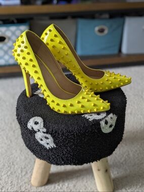 Yellow Spiked Pointed-Toe High Heels